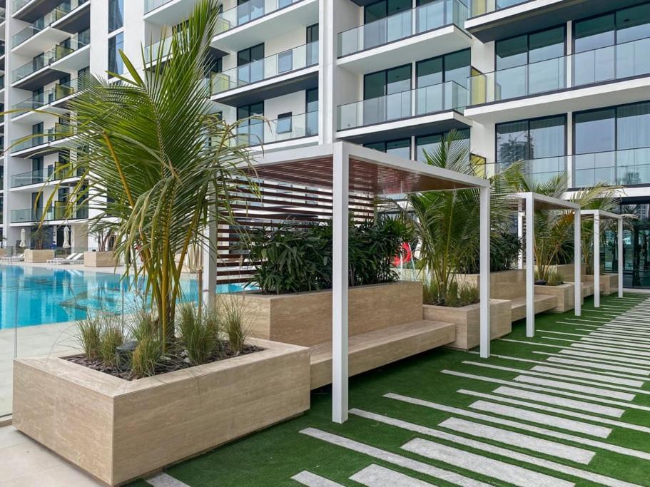 Apartment Guestready - Jumeirah Village Haven With Pool View Dubai